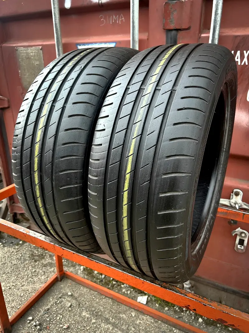 Пара б/у шин 225/50 R17 Goodyear EfficientGrip Performance 2 RunFlat