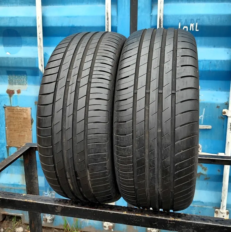 Пара б/у шин 225/50 R17 Goodyear EfficientGrip Performance