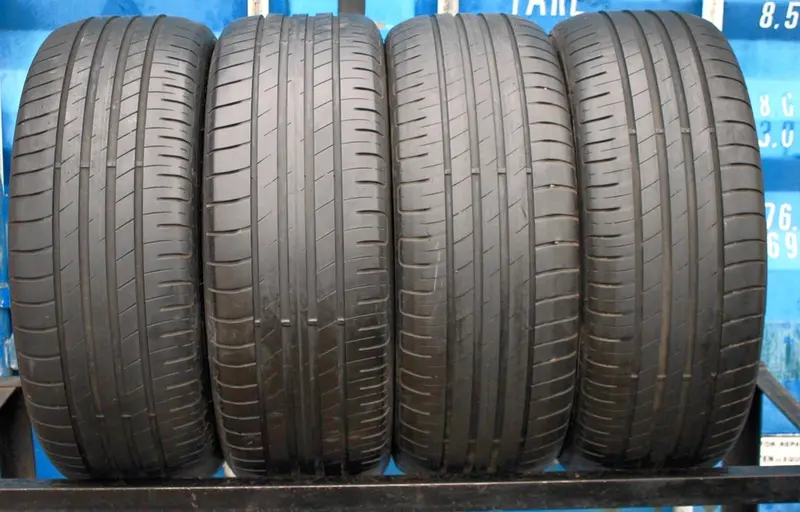 Комплект б/у шин 225/50 R17 Goodyear EfficientGrip Performance