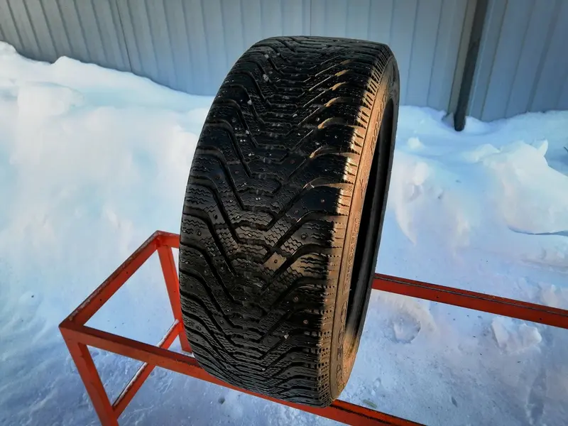 Б/у шина 225/50 R17 Goodyear Ultra Grip 500 RunFlat