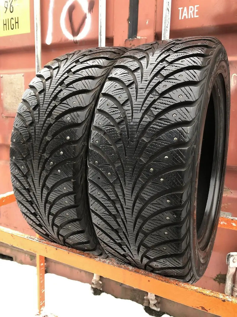 Пара б/у шин 225/50 R17 Goodyear Ultra Grip Extreme, фото 1