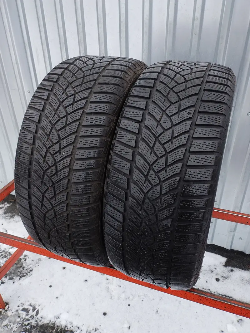 Пара б/у шин 225/50 R17 Goodyear Ultra Grip Perfomance GEN-1