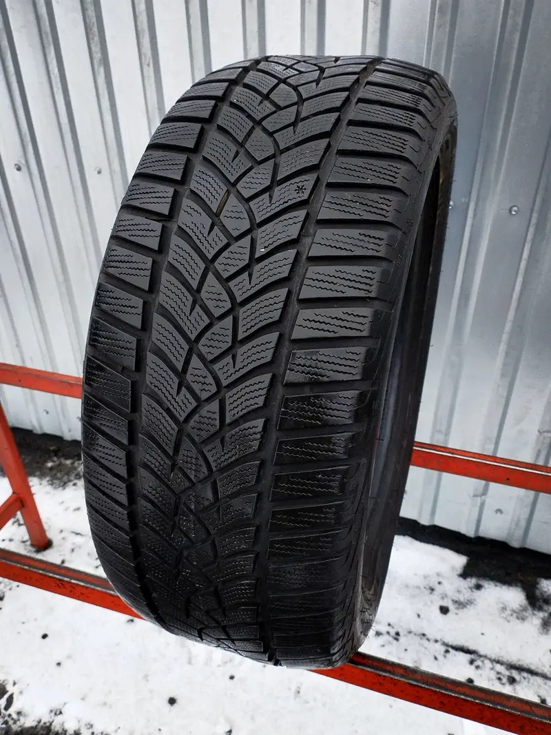 Б/у шина 225/50 R17 Goodyear Ultra Grip Perfomance GEN-1