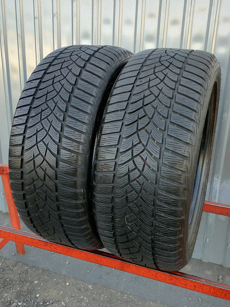 Пара б/у шин 225/50 R17 Goodyear Ultra Grip Perfomance GEN-1