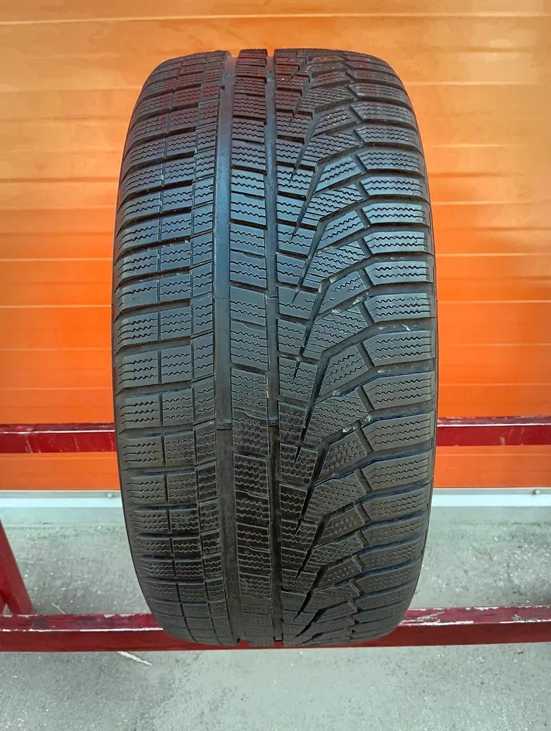 Б/у шина 225/50 R17 Hankook Winter I Cept Evo2 W320 RunFlat, фото 1