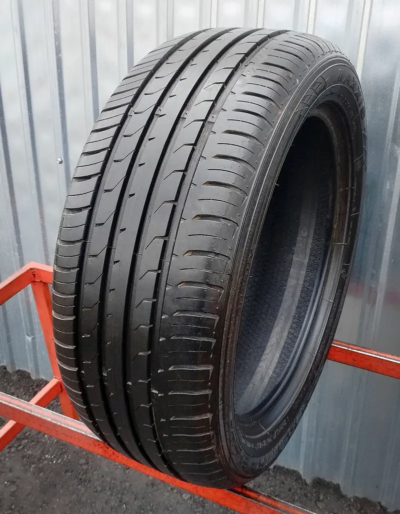 Б/у шина 225/50 R17 Maxxis Premitra HP5