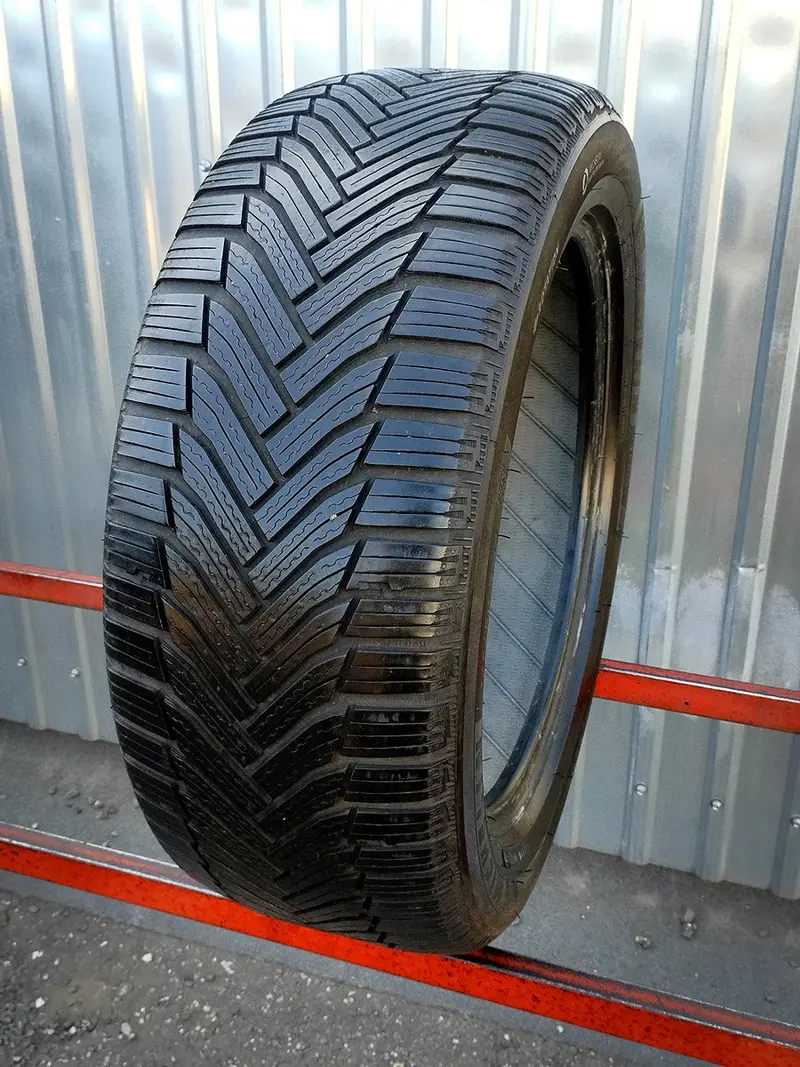 Б/у шина 225/50 R17 Michelin Alpin 6