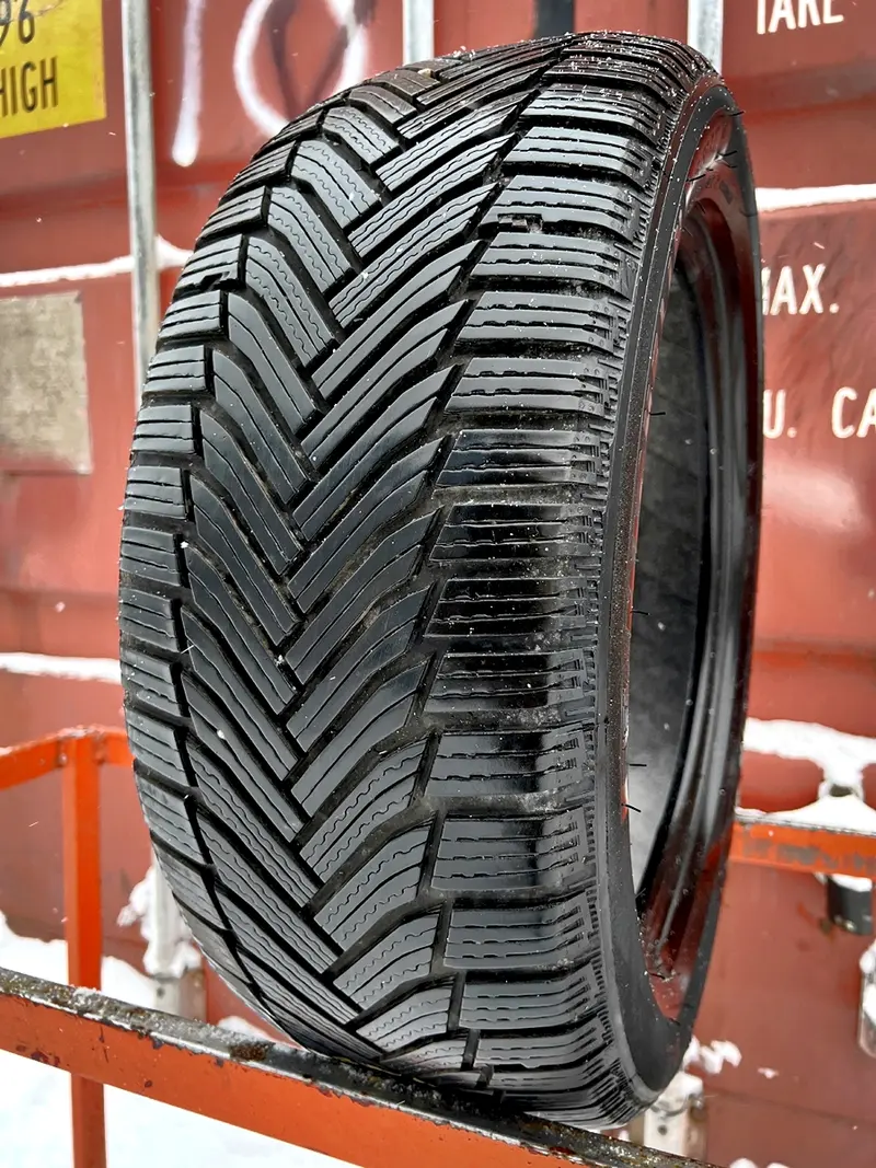 Б/у шина 225/50 R17 Michelin Alpin 6, фото 1