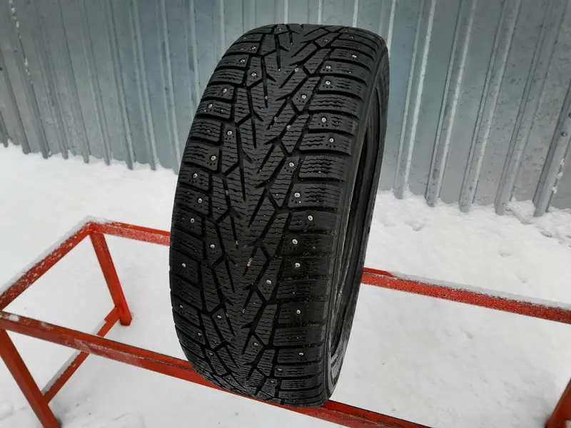 Б/у шина 225/50 R17 Nokian Hakkapeliitta 7