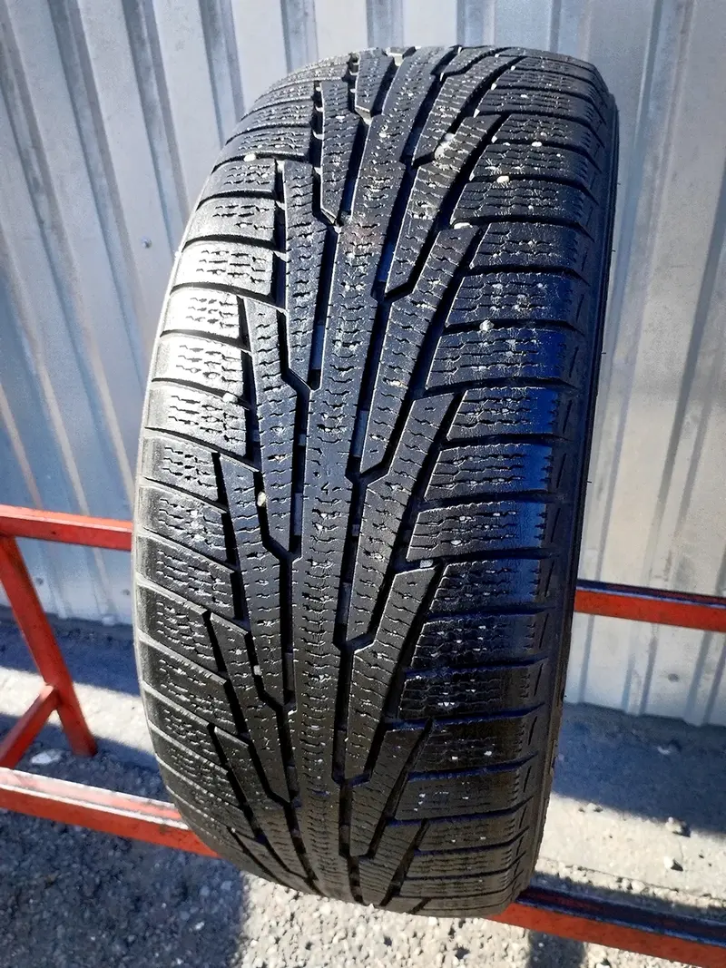 Б/у шина 225/50 R17 Nokian Hakkapeliitta R