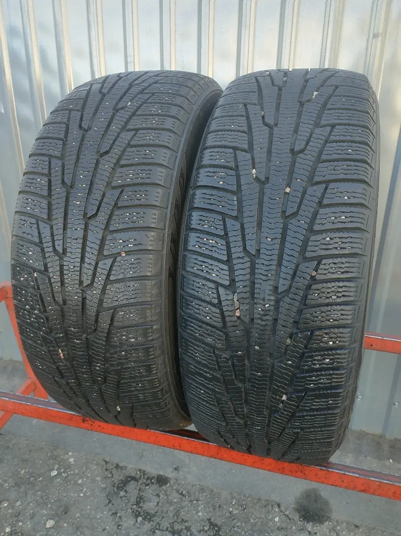 Пара б/у шин 225/50 R17 Nokian Hakkapeliitta R