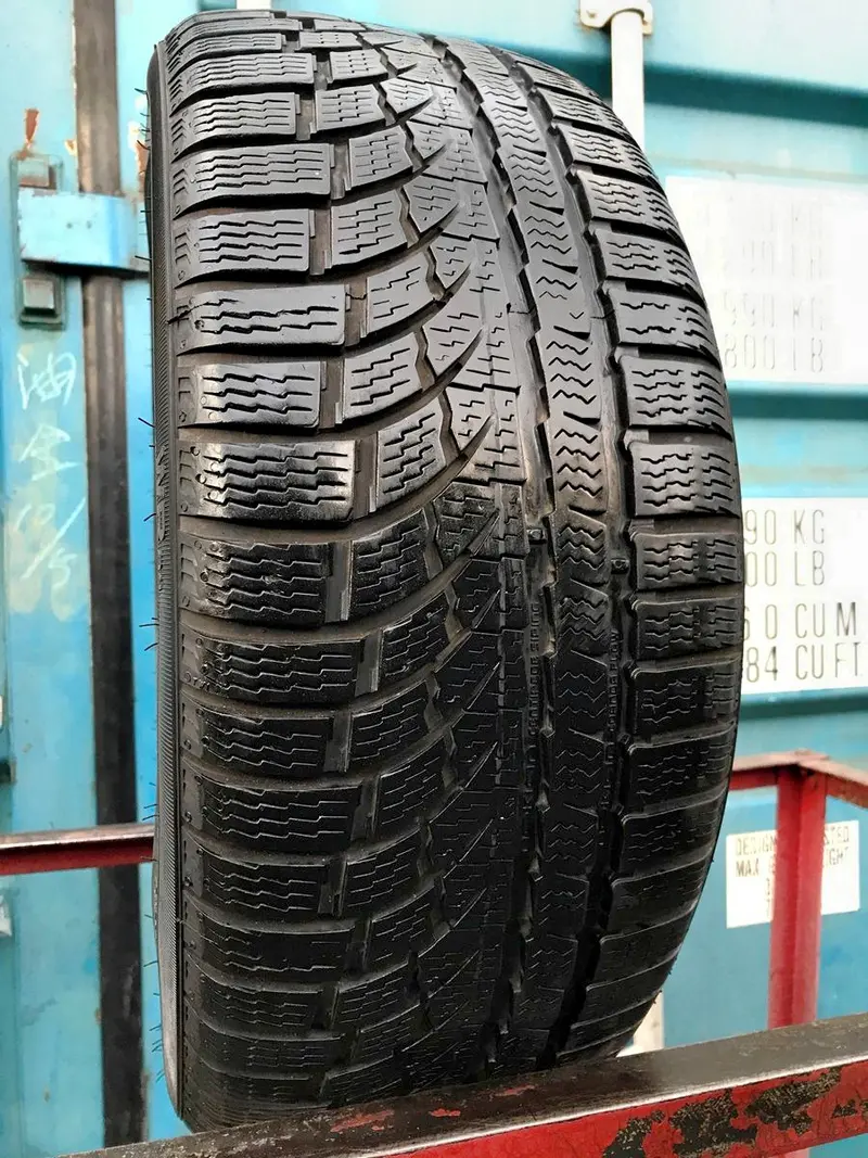 Б/у шина 225/50 R17 Nokian WR A4