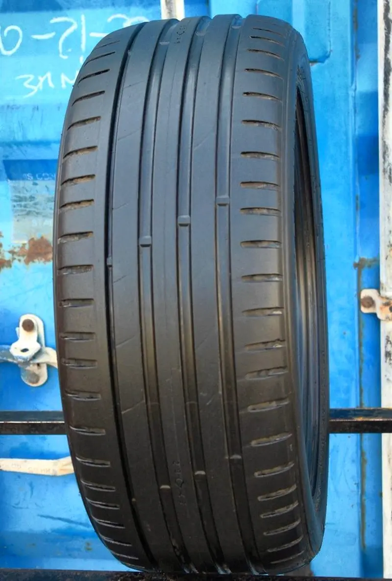 Б/у шина 225/50 R17 Nokian Z G2