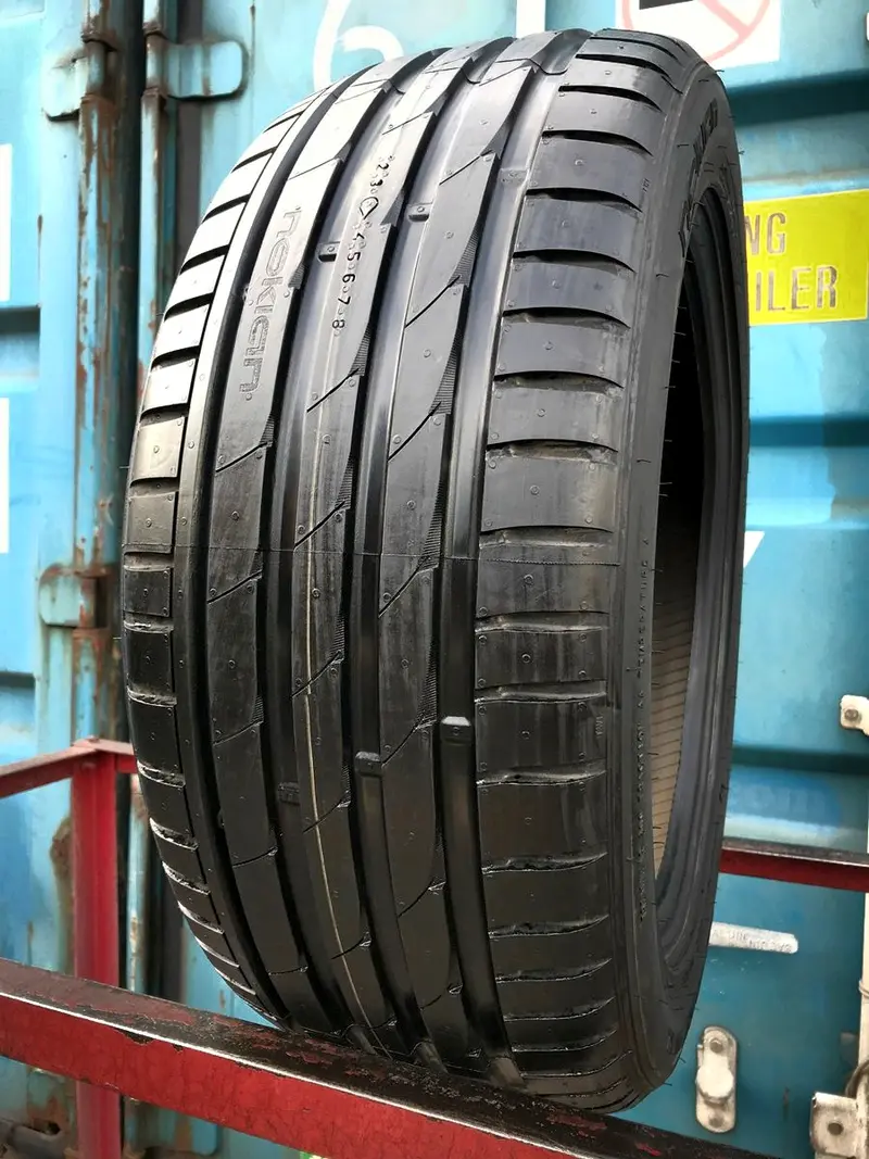Б/у шина 225/50 R17 Nokian Z G2, фото 1