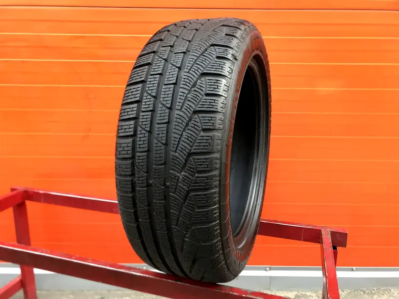 Б/у шина 225/50 R17 Pirelli Winter 210 Sottozero 2 RunFlat