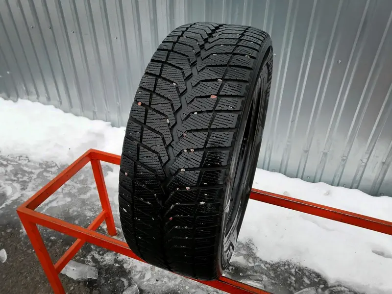 Б/у шина 225/50 R17 Vredestein Nord-Trac 2