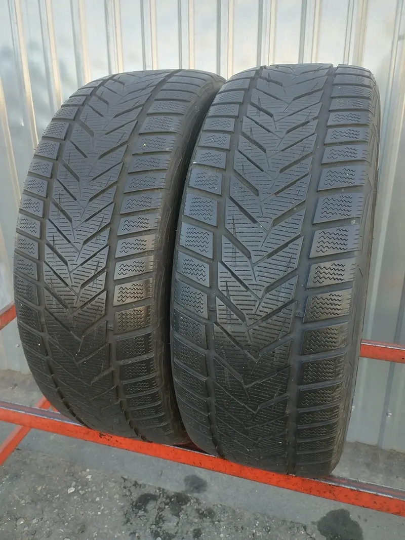 Пара б/у шин 225/50 R17 Vredestein Wintrac Xtreme S