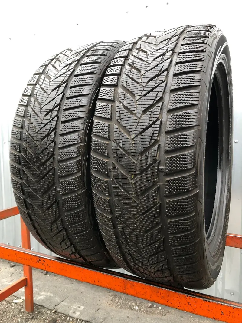 Пара б/у шин 225/50 R17 Vredestein Wintrac Xtreme S