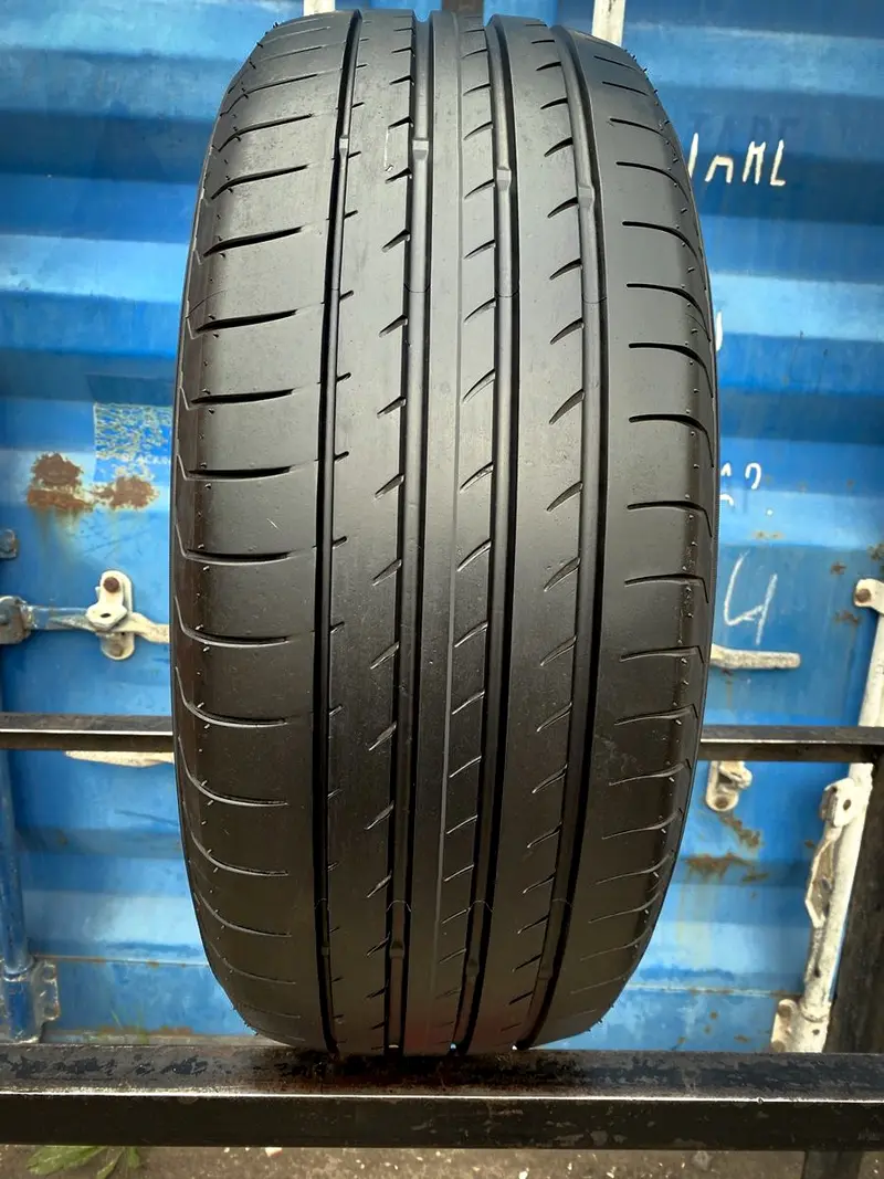 Б/у шина 225/50 R17 Yokohama Advan Sport V105