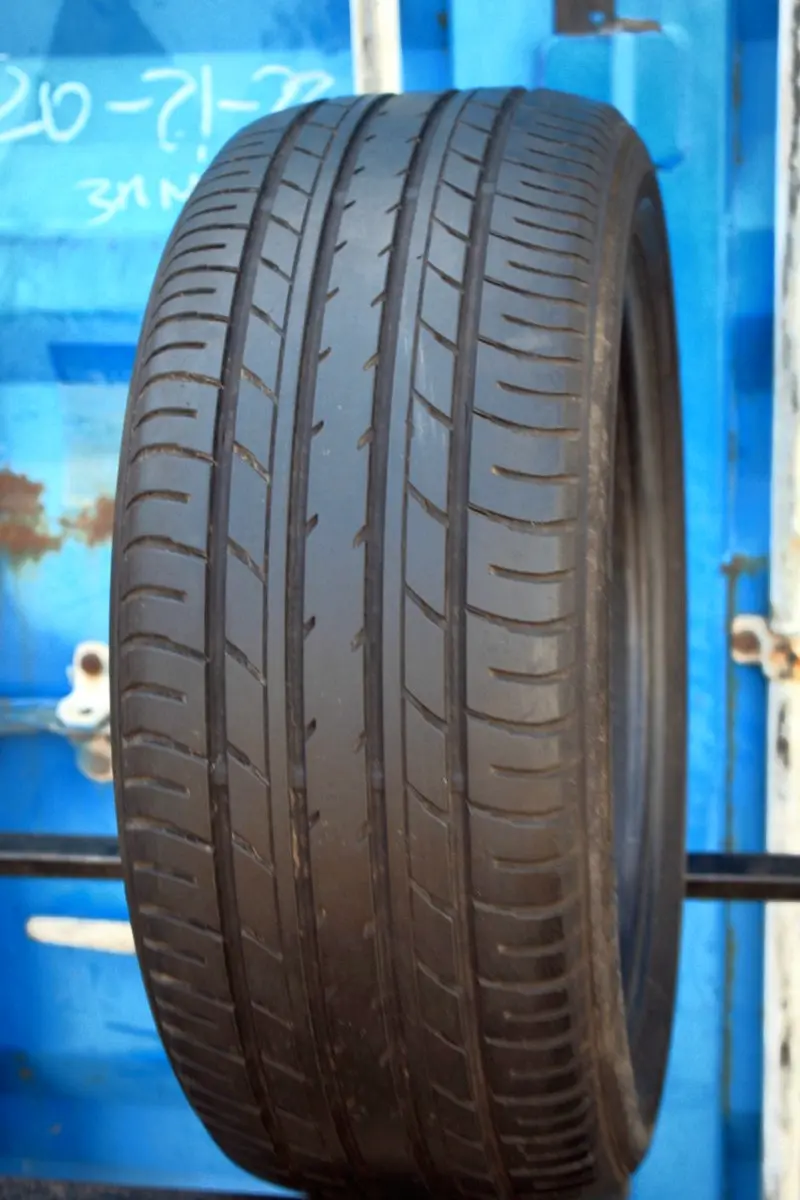 Б/у шина 225/50 R17 Yokohama DB decibel E70D
