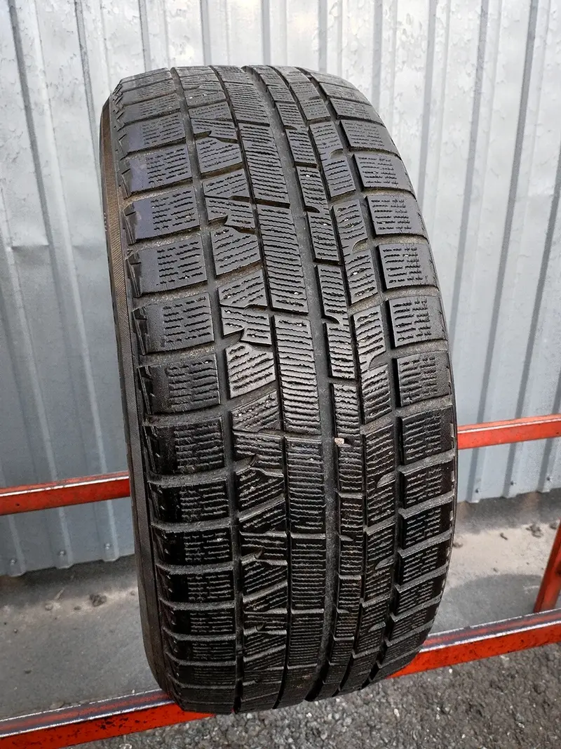 Б/у шина 225/50 R17 Yokohama Ice Guard IG50 Plus
