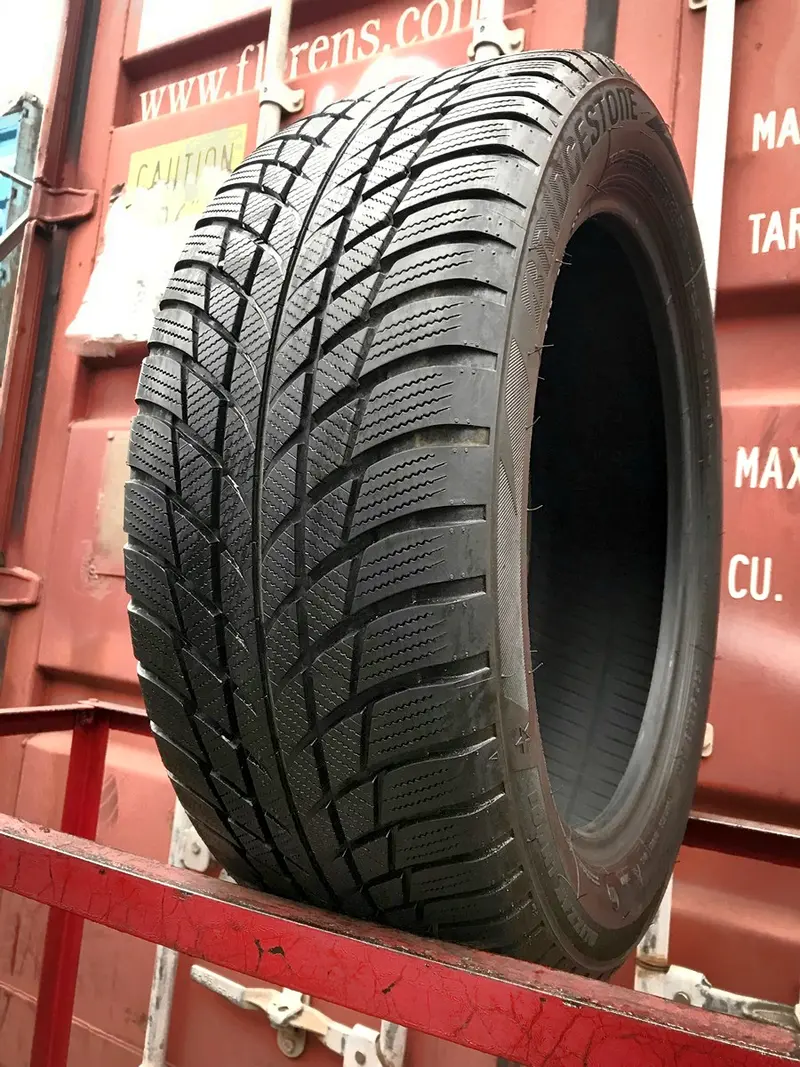 Б/у шина 225/50 R18 Bridgestone Blizzak LM-001 RunFlat