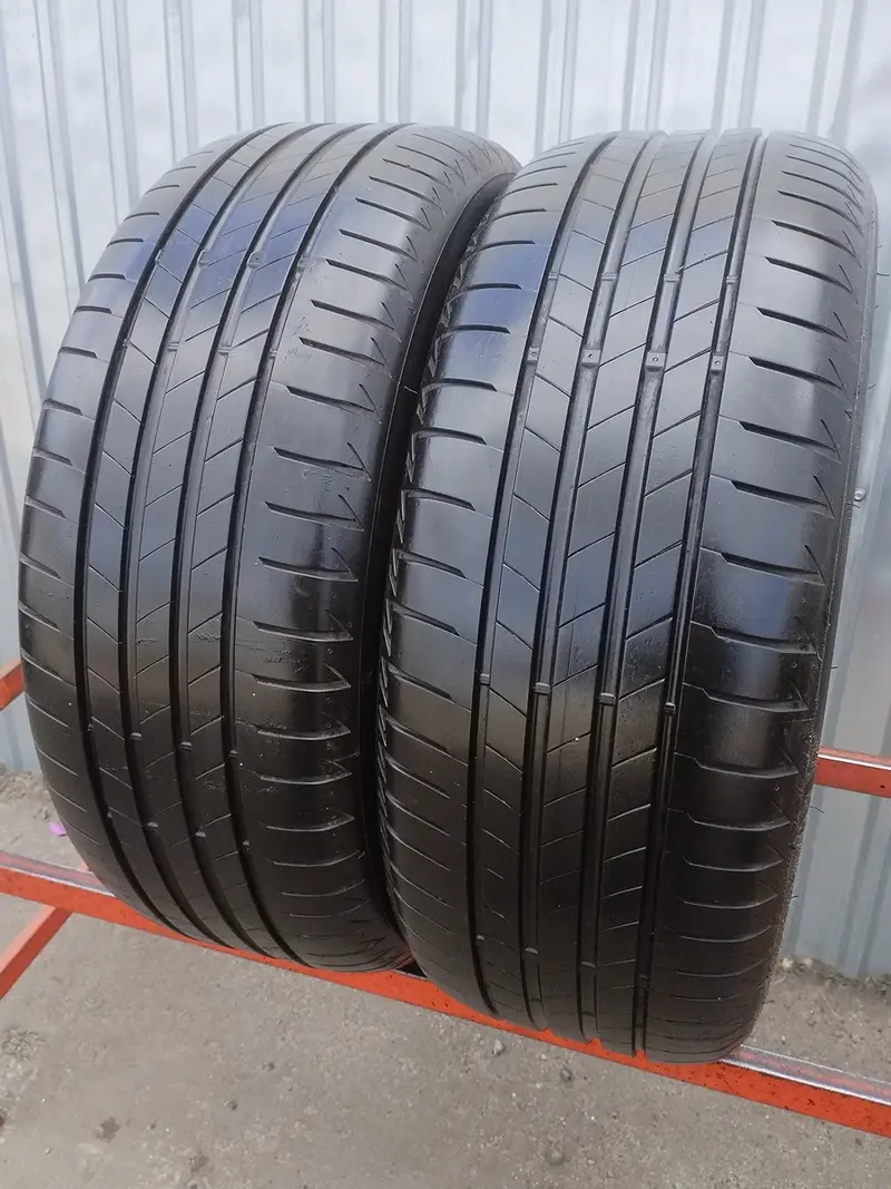 Пара б/у шин 225/50 R18 Bridgestone Turanza T005