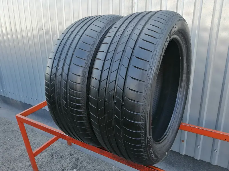 Пара б/у шин 225/50 R18 Bridgestone Turanza T005