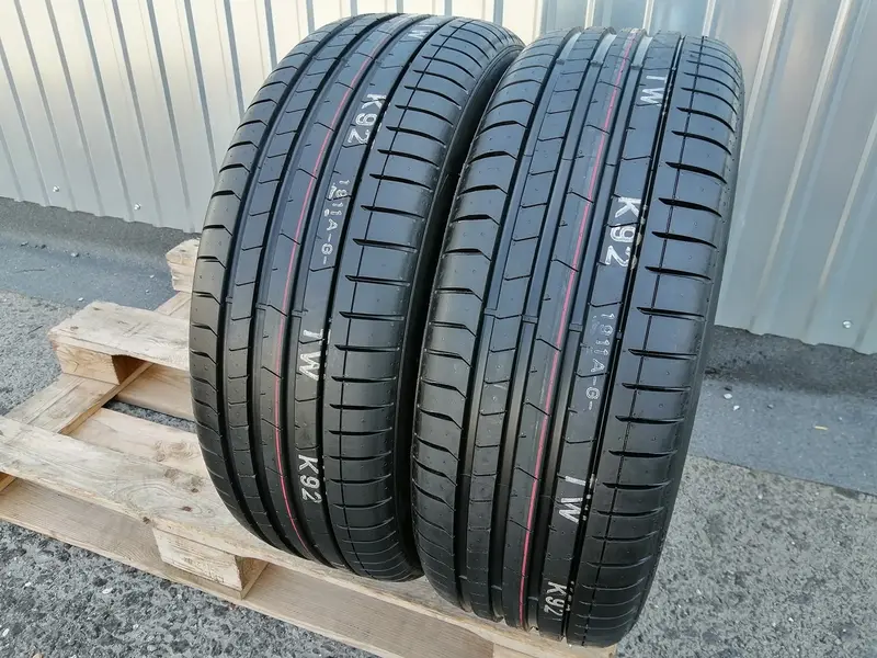 Пара новых шин 225/50 R18 Pirelli P Zero PZ4, фото 1