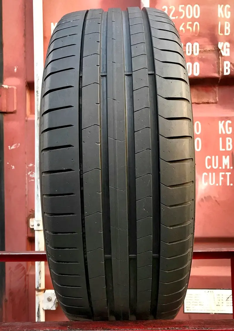 Б/у шина 225/50 R18 Pirelli P Zero PZ4