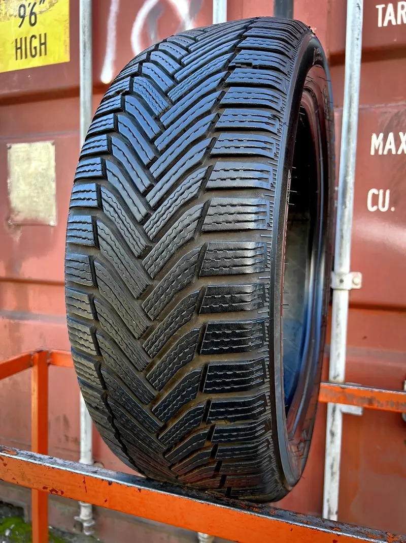 Б/у шина 225/50 R19 Michelin Alpin 6, фото 1