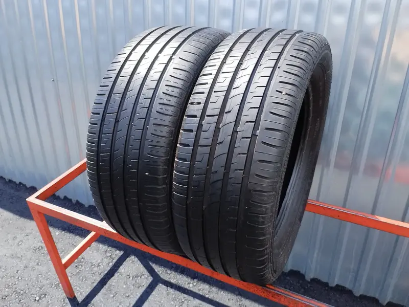 Пара б/у шин 225/55 R16 Barum Bravuris 3HM