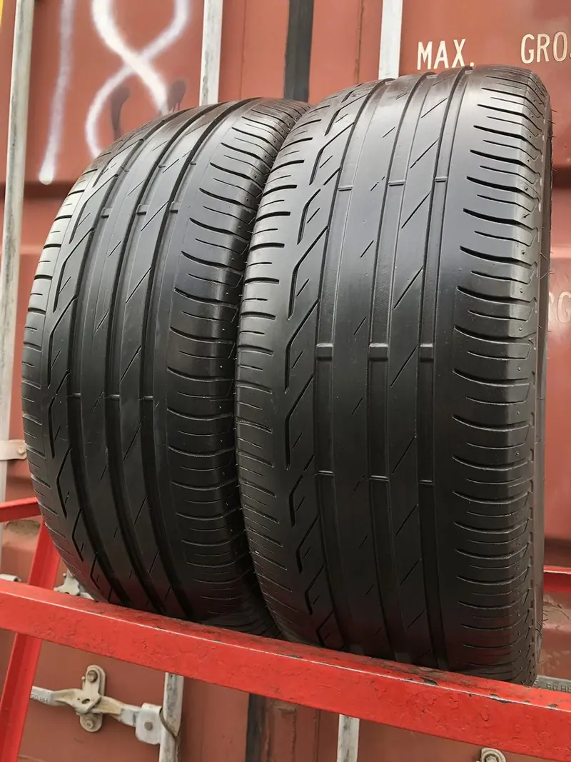 Пара б/у шин 225/55 R16 Bridgestone Turanza T001