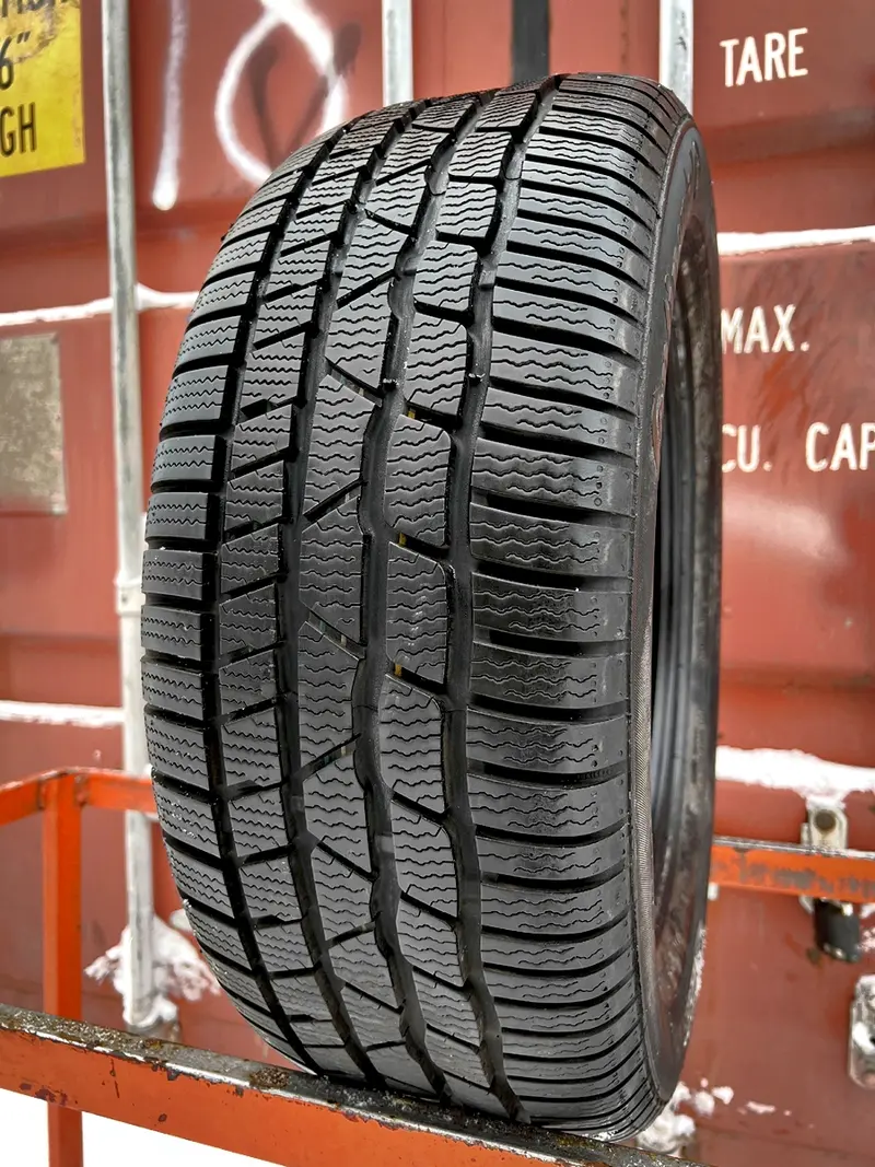 Б/у шина 225/55 R16 Continental ContiWinterContact TS 830 P, фото 1