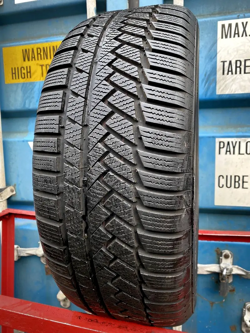 Б/у шина 225/55 R16 Continental ContiWinterContact TS 850 P