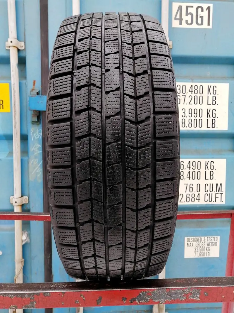 Б/у шина 225/55 R16 Dunlop Graspic DS3