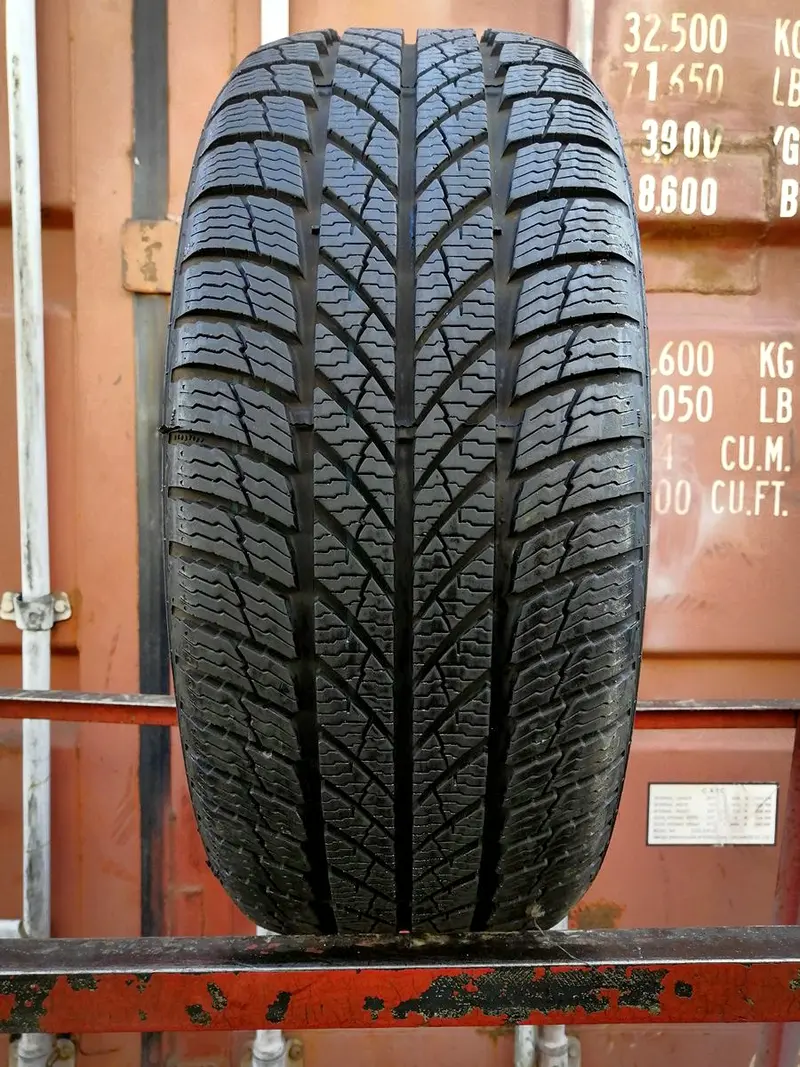 Б/у шина 225/55 R16 Gislaved Euro Frost 5