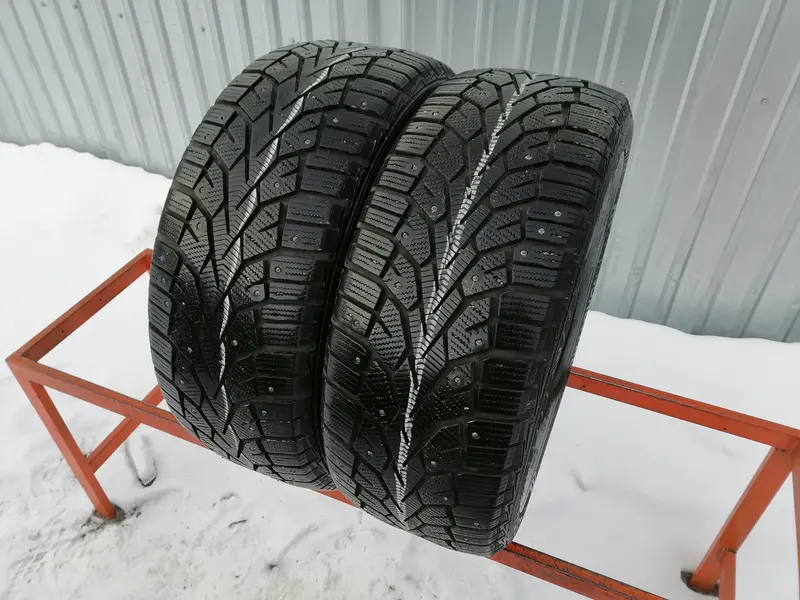 Пара б/у шин 225/55 R16 Gislaved Nord Frost 100