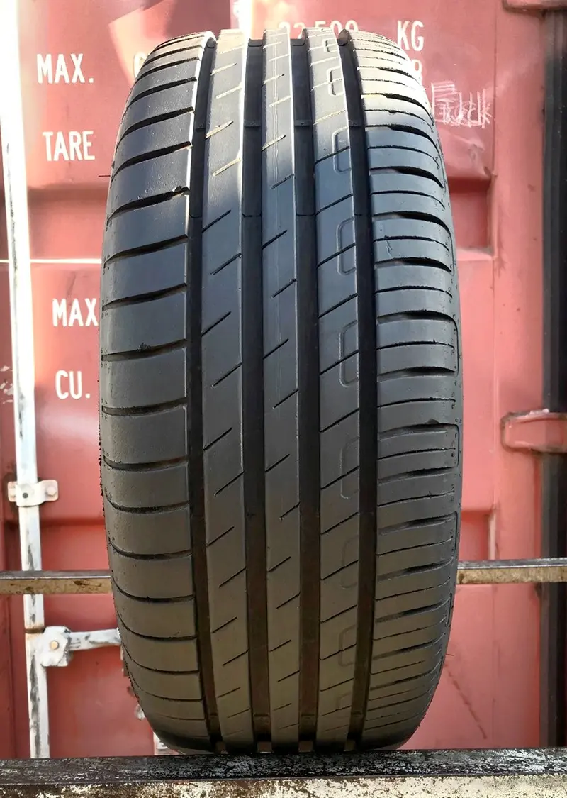 Б/у шина 225/55 R16 Goodyear EfficientGrip Performance, фото 1