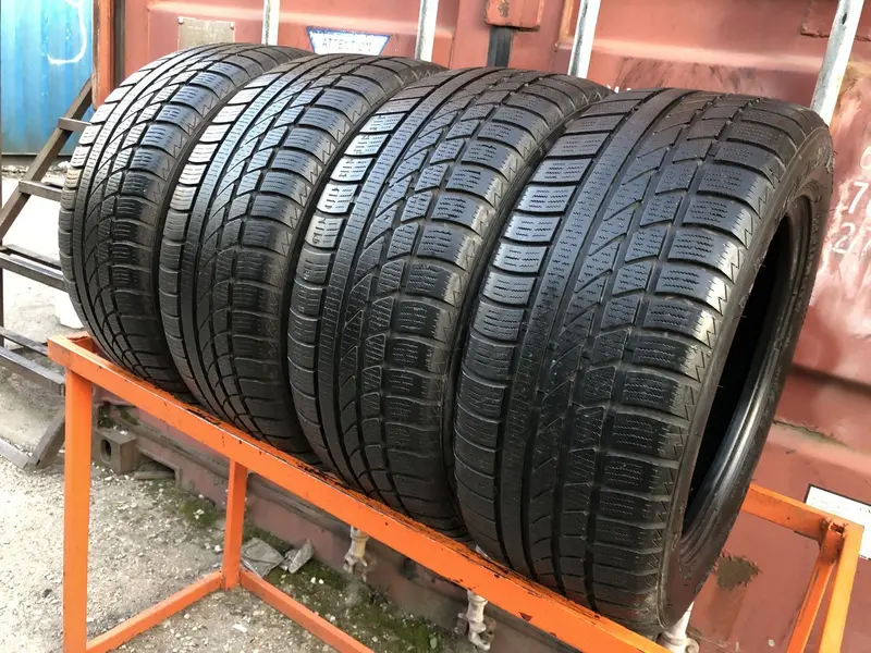 Комплект б/у шин 225/55 R16 Hankook Ice Bear W300, фото 1