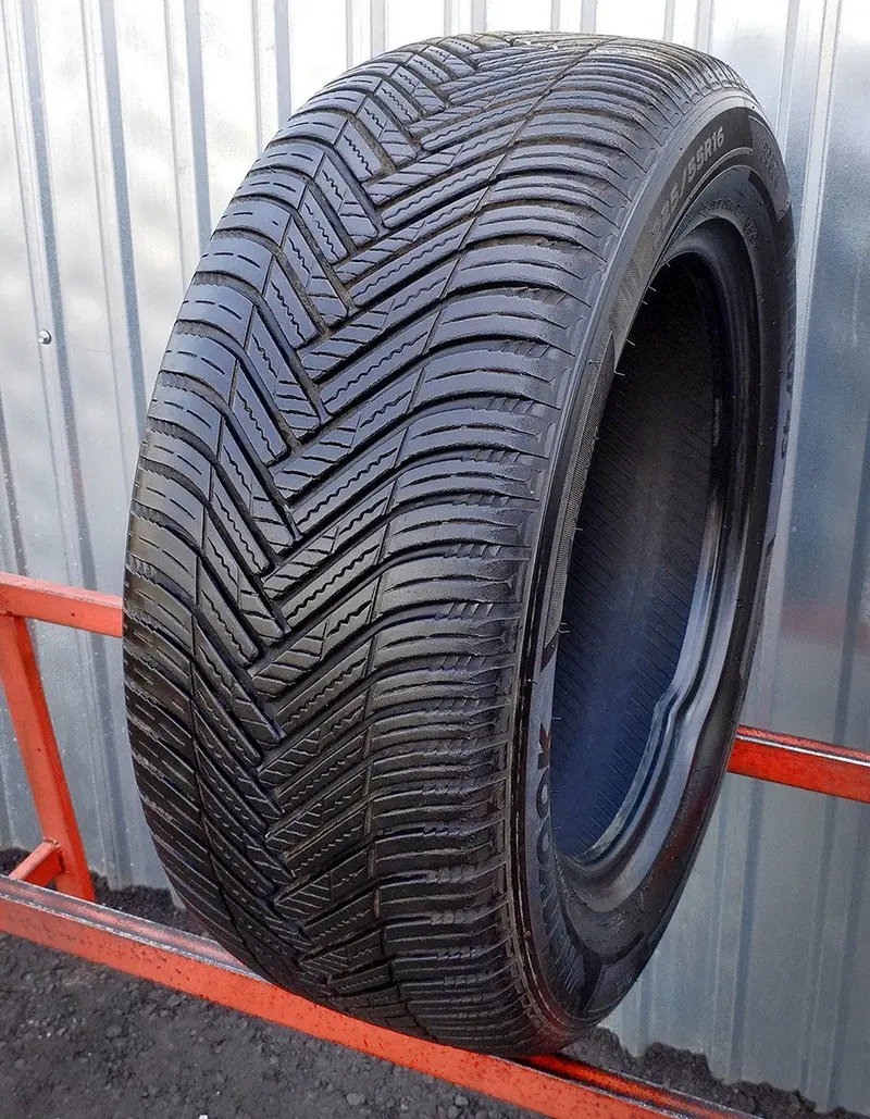 Б/у шина 225/55 R16 Hankook Kinergy 4S2 H750