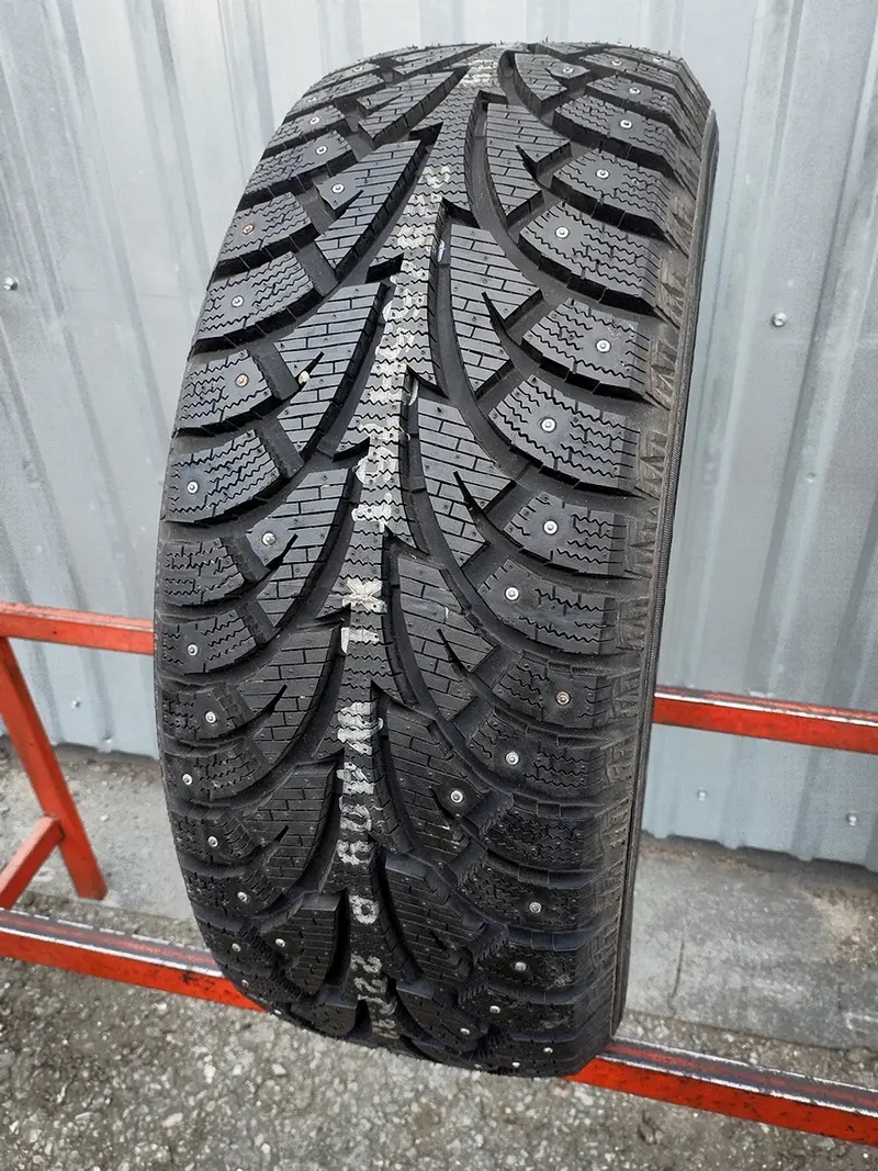 Новая шина 225/55 R16 Hankook Winter I PIKE W409, фото 1