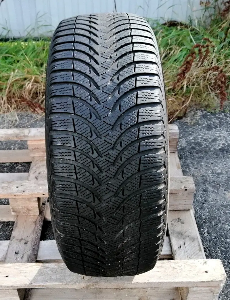 Б/у шина 225/55 R16 Michelin Alpin A4