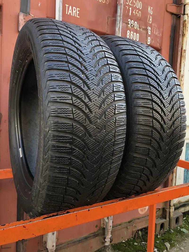 Пара б/у шин 225/55 R16 Michelin Alpin A4, фото 1