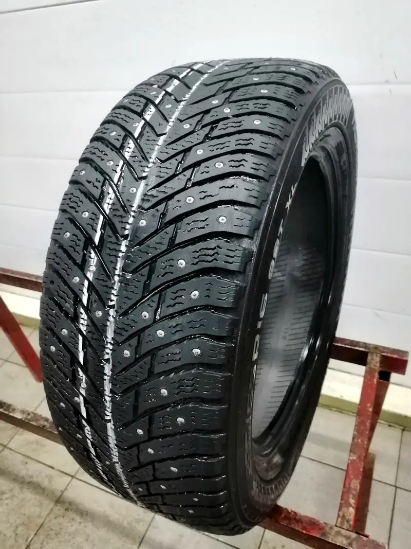 Б/у шина 225/55 R16 Nokian Hakkapeliitta 8