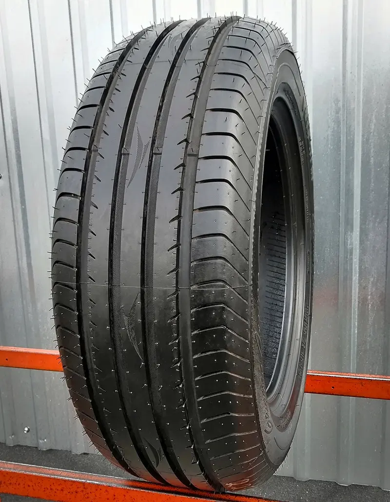 Б/у шина 225/55 R16 Vredestein Ultrac Cento