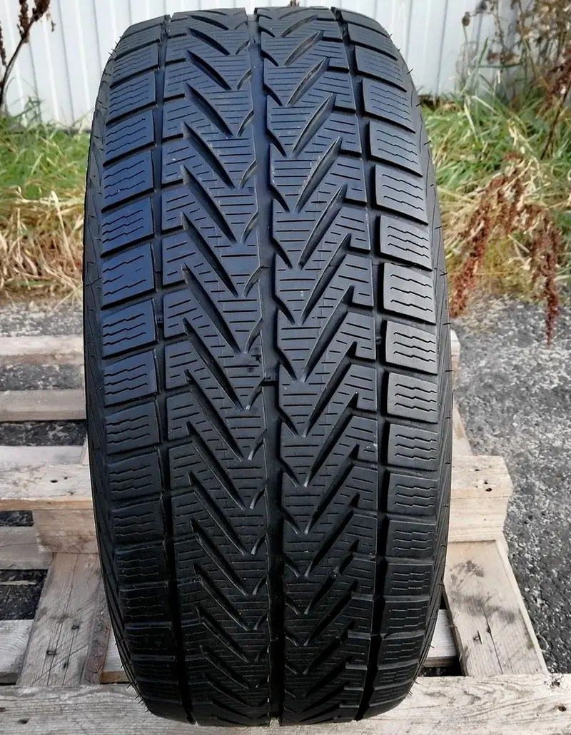 Б/у шина 225/55 R16 Vredestein Wintrac Xtreme