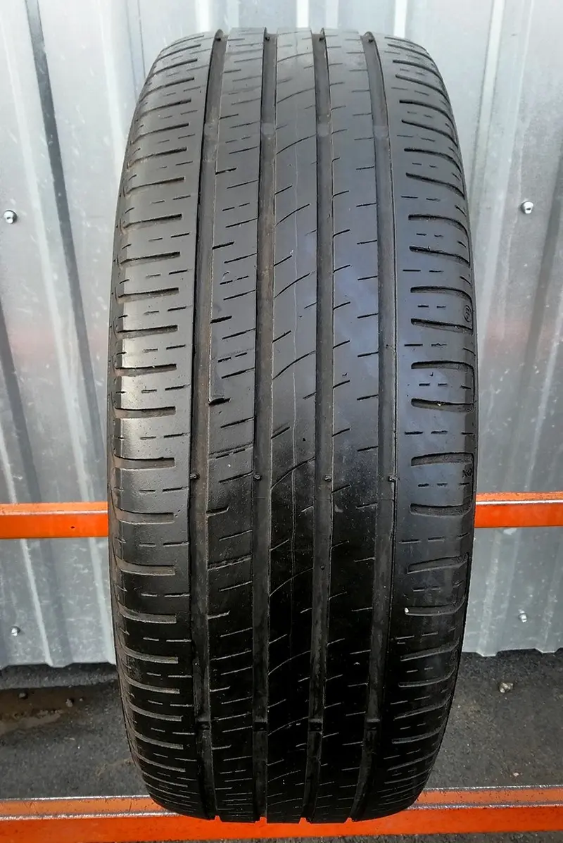 Б/у шина 225/55 R17 Barum Bravuris 3HM