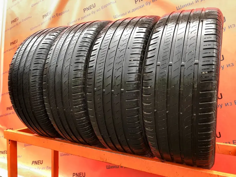Комплект б/у шин 225/55 R17 Barum Bravuris 5HM