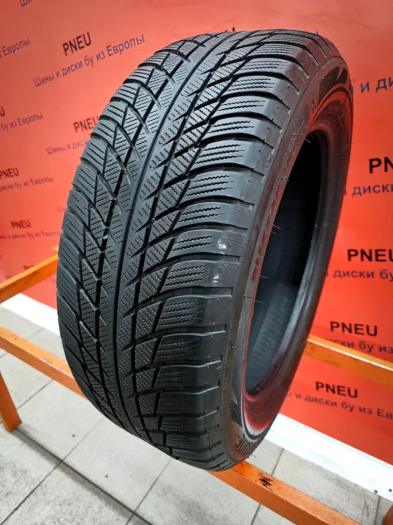 Б/у шина 225/55 R17 Bridgestone Blizzak LM-001 RunFlat, фото 1